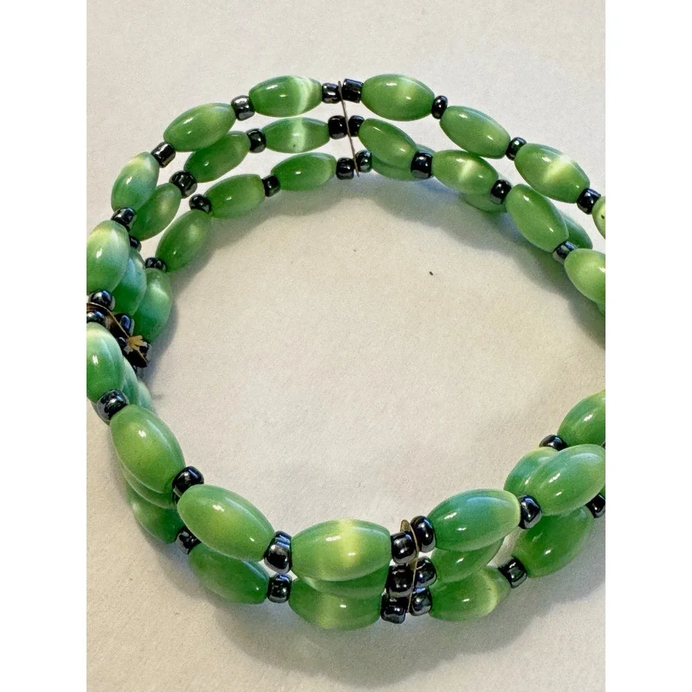 Vintage Green Cats Eye Bead 3‎ Row Memory Wire Coil Bracelet Adjustable